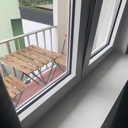 Coco'S Apartment Антверпен Екстериор снимка