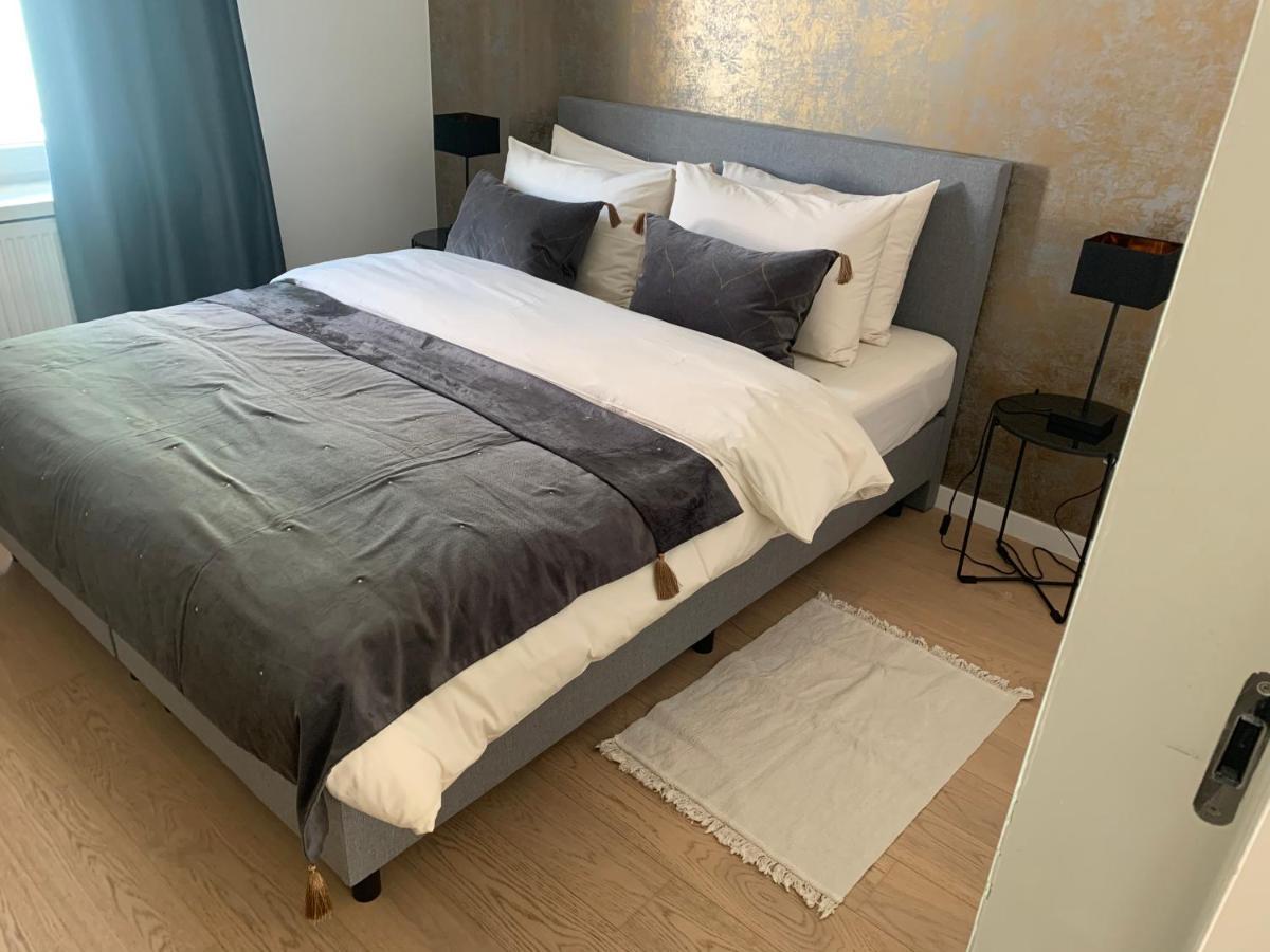 Coco'S Apartment Антверпен Екстериор снимка